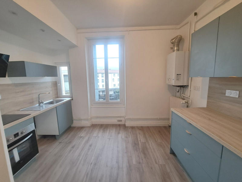 Appartement - 65 m² - 4 pièces