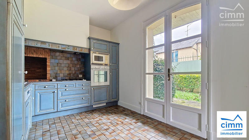 Maison - 209 m² - 7 pièces