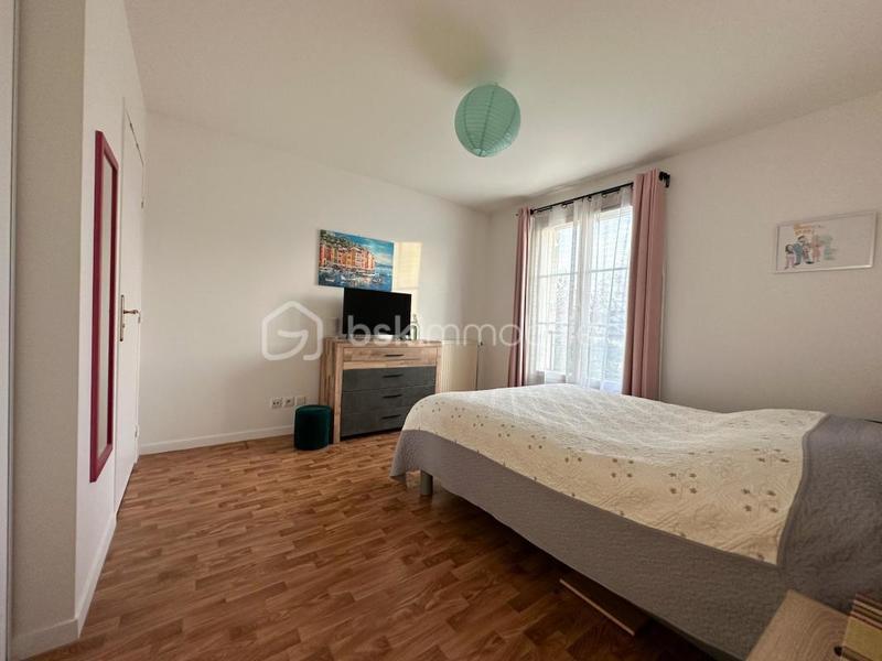 Maison - 92 m² - 5 pièces