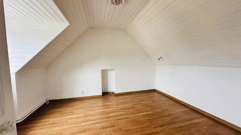 Maison - 86 m² - 6 pièces