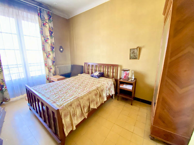 Appartement - 154 m² - 6 pièces