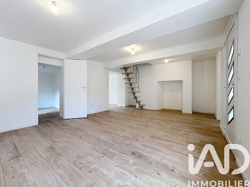 Maison - 90 m² - 4 pièces