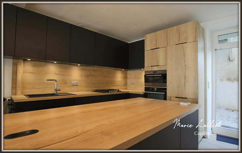 Maison - 191 m² - 8 pièces