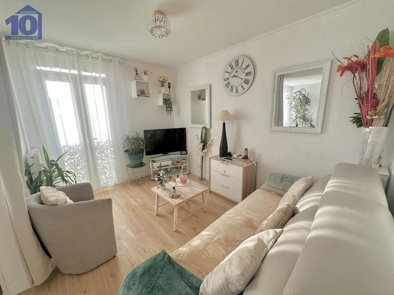 Appartement - 81 m² - 3 pièces