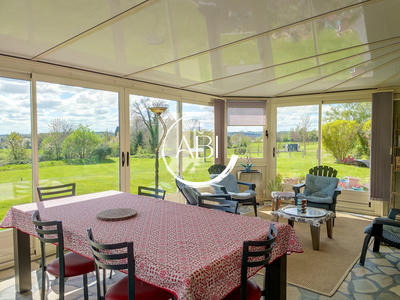 Maison - 145 m² - 6 pièces