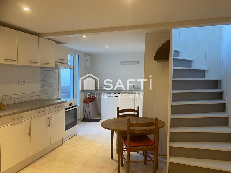 Maison - 141 m² - 9 pièces