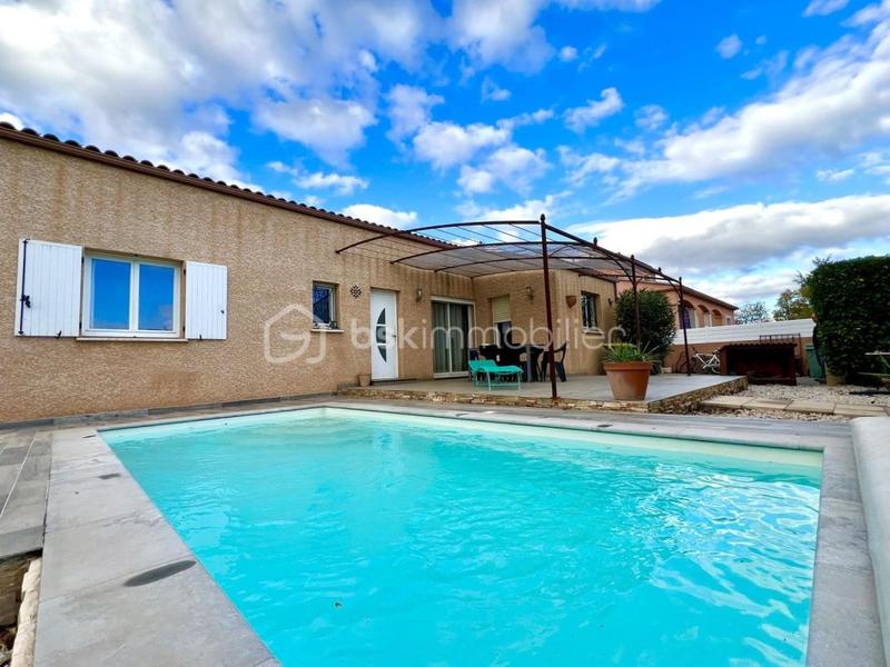 Maison traditionnelle - 107 m² - 5 pièces