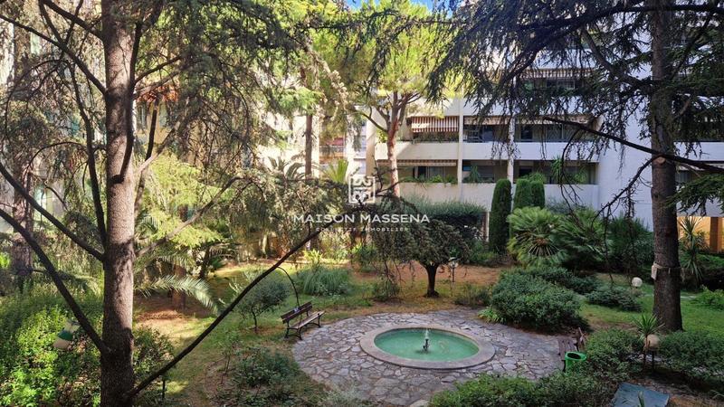 Appartement - 88 m² - 5 pièces