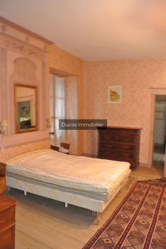 Maison de village - 309 m² - 9 pièces