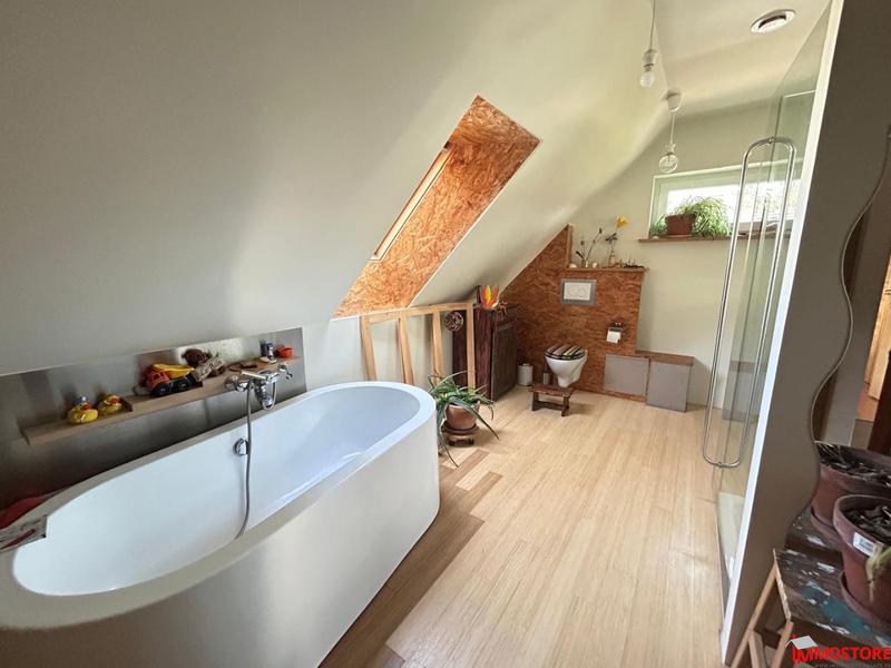 Maison - 104 m² - 5 pièces