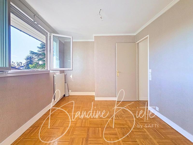 Maison - 156 m² - 7 pièces