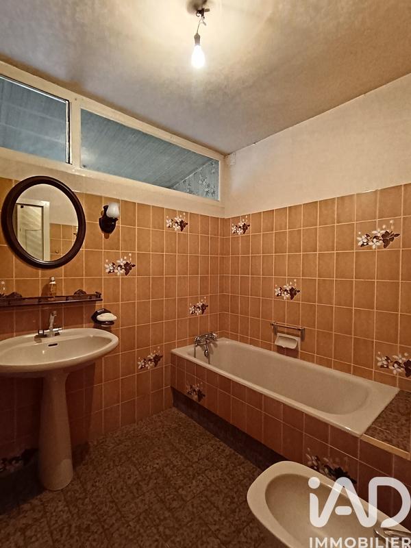 Maison - 140 m² - 6 pièces