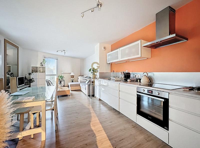 Appartement - 72 m² - 3 pièces