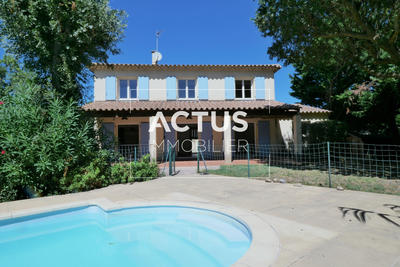 Maison - 148 m² - 6 pièces