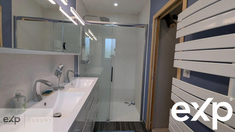 Maison contemporaine - 180 m² - 6 pièces