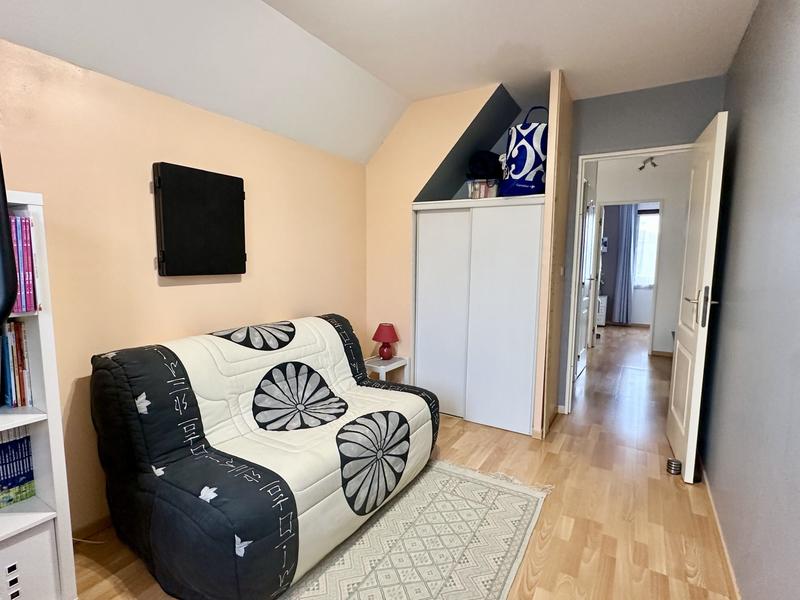 Maison traditionnelle - 111 m² - 5 pièces