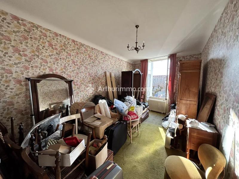 Maison - 174 m² - 9 pièces