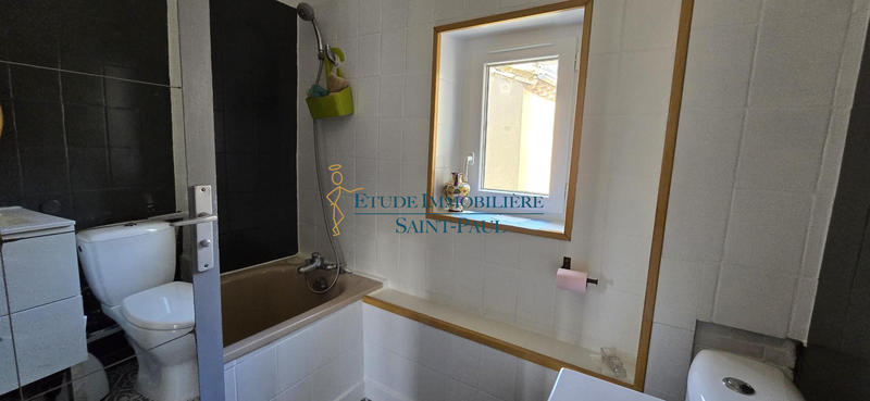 Maison traditionnelle - 80 m² - 4 pièces