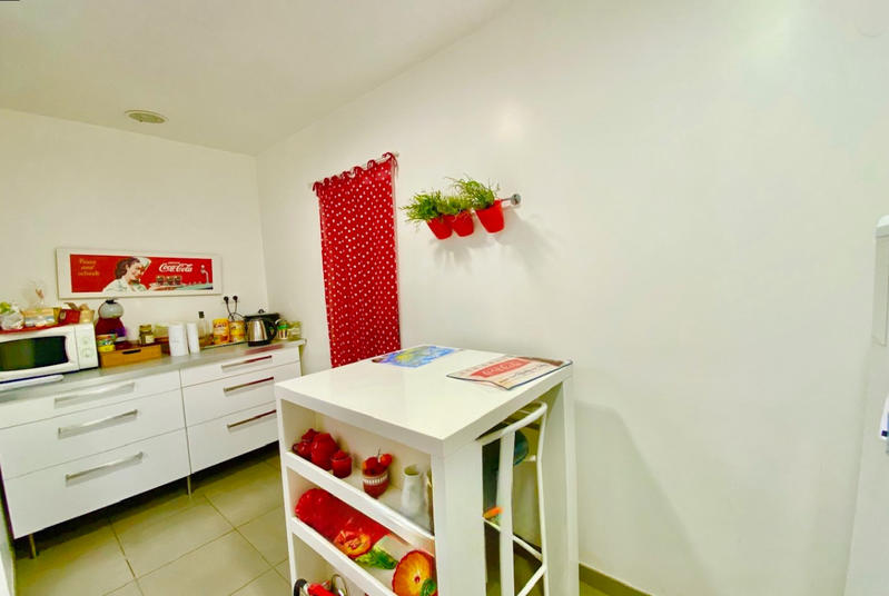 Local commercial - 160 m² - 6 pièces