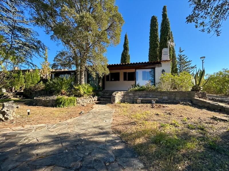 Maison - 103 m² - 3 pièces