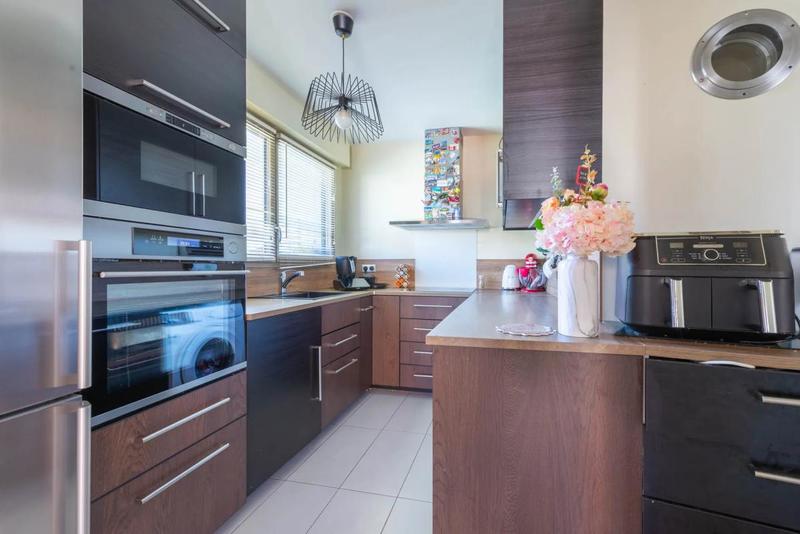 Appartement - 82 m² - 4 pièces