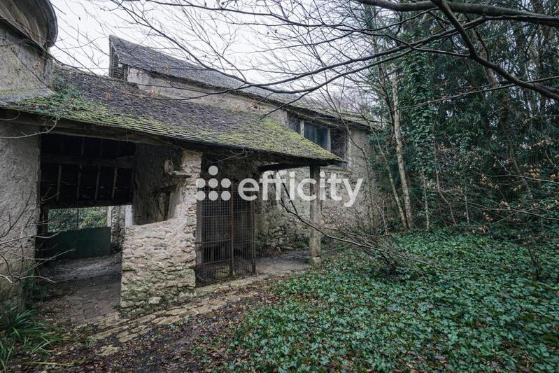 Maison - 200 m² - 8 pièces