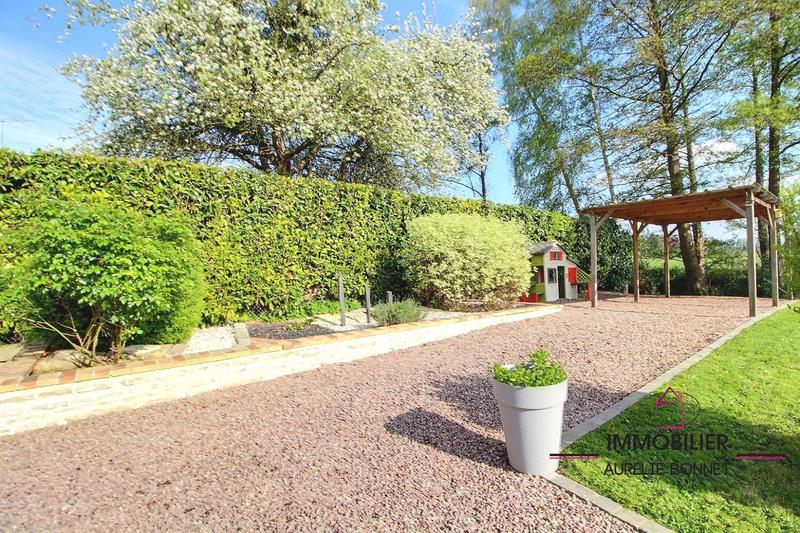 Maison - 95 m² - 5 pièces