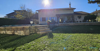 Maison - 147 m² - 5 pièces