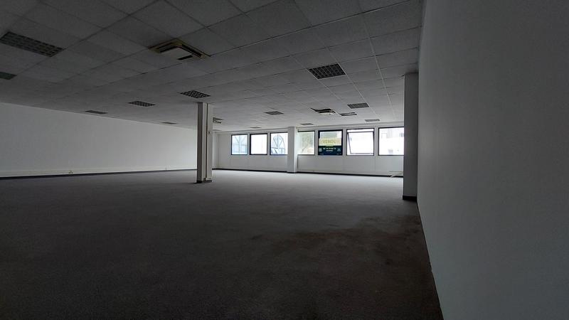 Local commercial - 136 m²