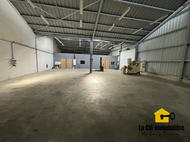 Local commercial - 399 m² - 7 pièces
