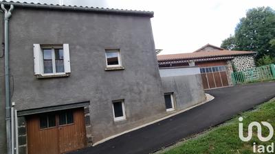 Maison - 215 m² - 12 pièces