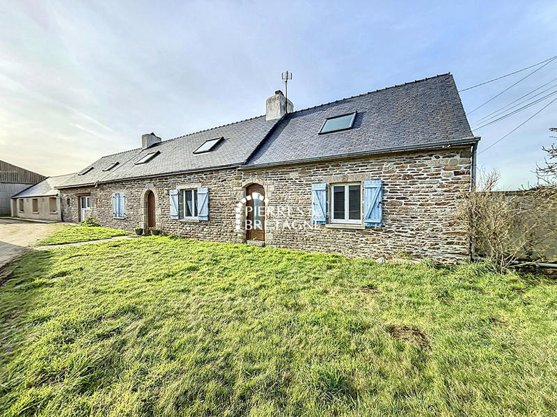 Maison - 220 m² - 7 pièces