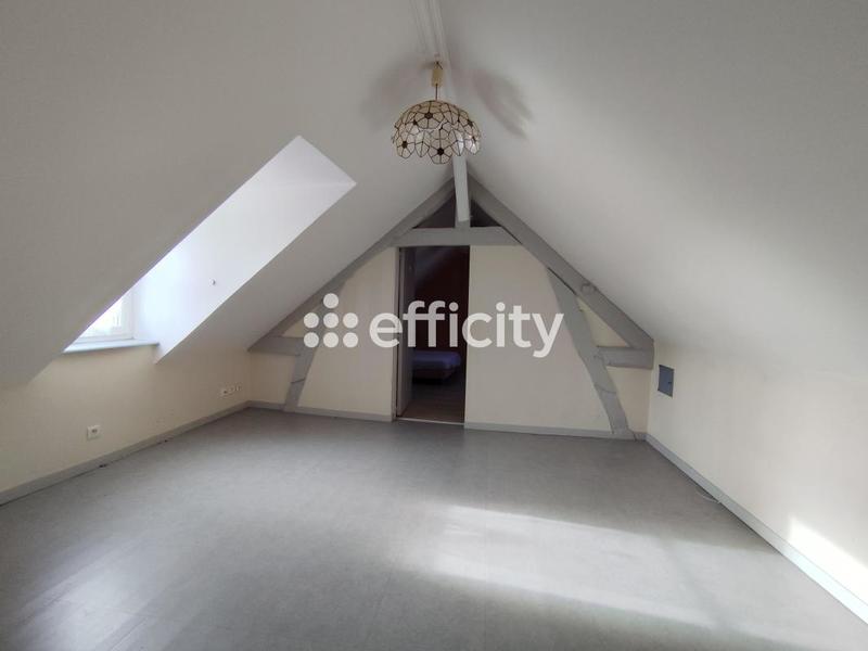 Maison - 194 m² - 8 pièces