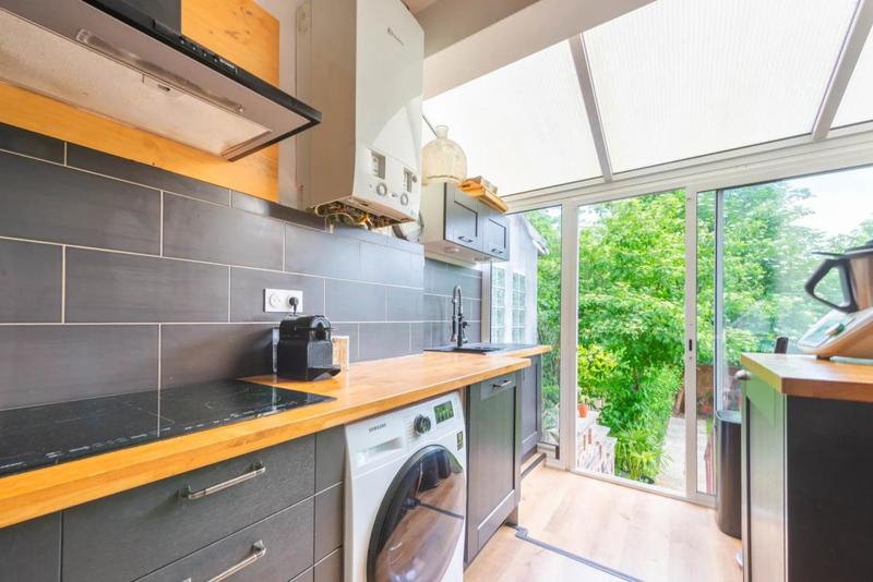 Appartement - 100 m² - 6 pièces