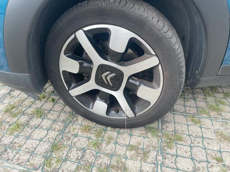 Citroën C4 Cactus essence 130 boite manuelle - garantie 12 mois