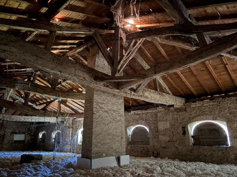 Maison - 210 m² - 6 pièces