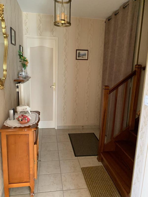 Maison - 99 m² - 5 pièces