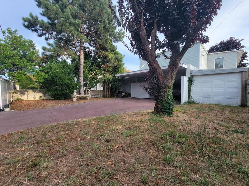 Maison - 178 m² - 6 pièces