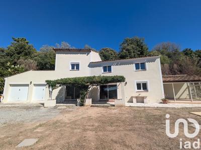 Maison - 163 m² - 5 pièces