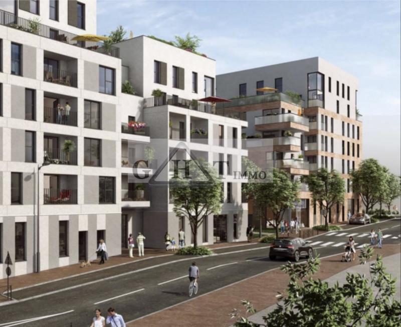 Local commercial - 213 m²