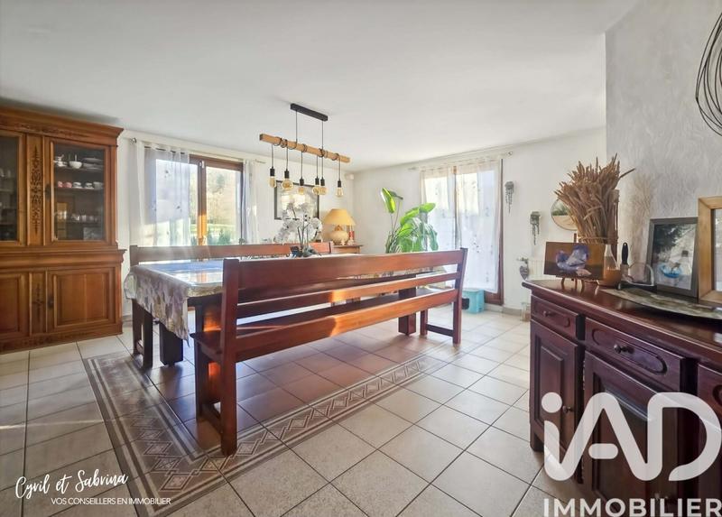 Maison de village - 140 m² - 6 pièces