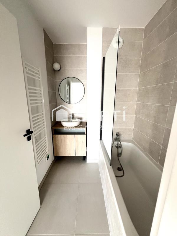 Appartement - 95 m² - 5 pièces