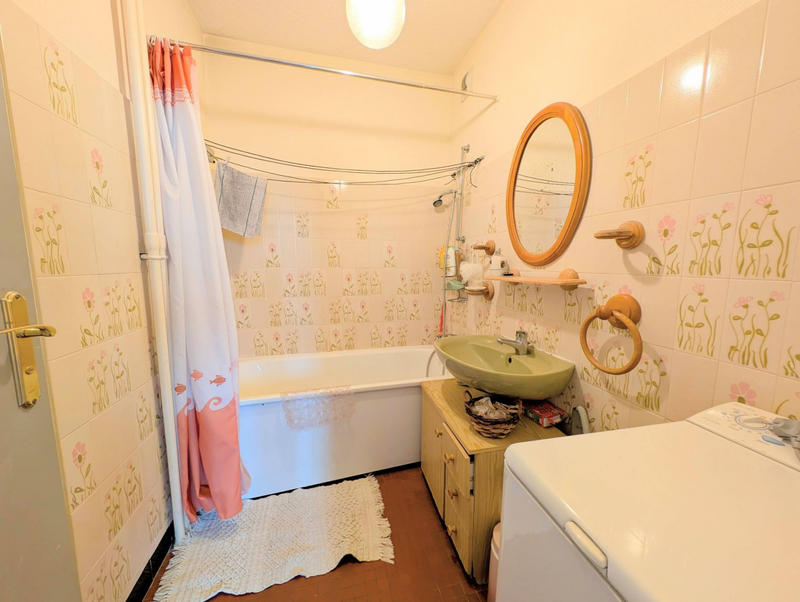 Appartement - 111 m² - 5 pièces