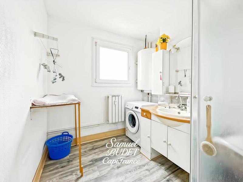 Appartement - 75 m² - 4 pièces