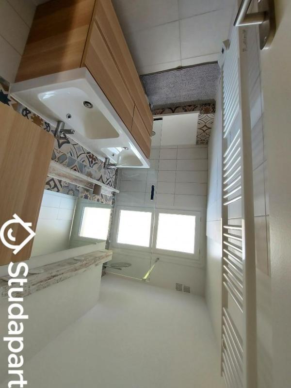 Chambre - 9 m² - 1 pièce