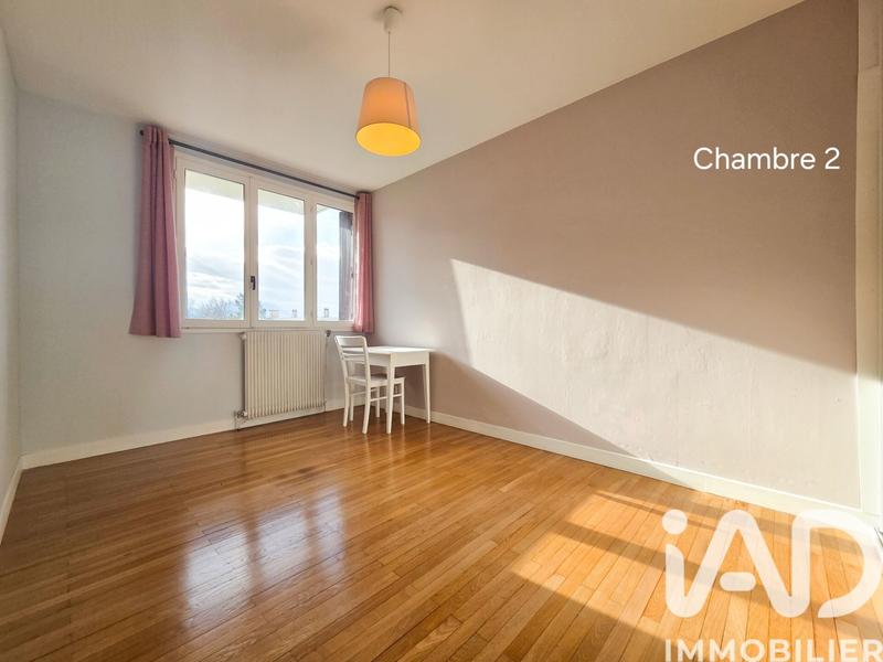 Appartement - 94 m² - 4 pièces
