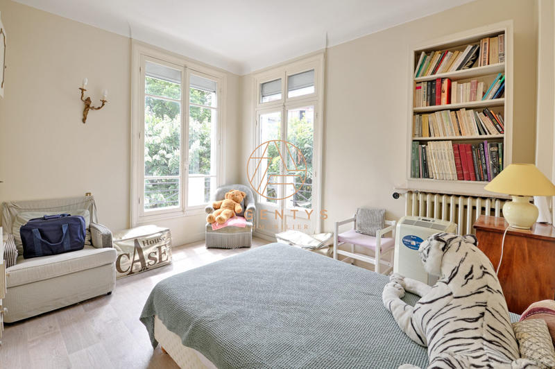 Maison ancienne - 195 m² - 6 pièces