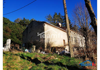 Maison - 74 m² - 4 pièces