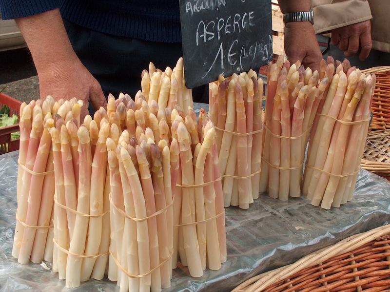 Marché traditionnel d'Aiguillon