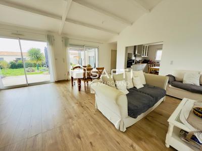 Maison - 124 m² - 6 pièces